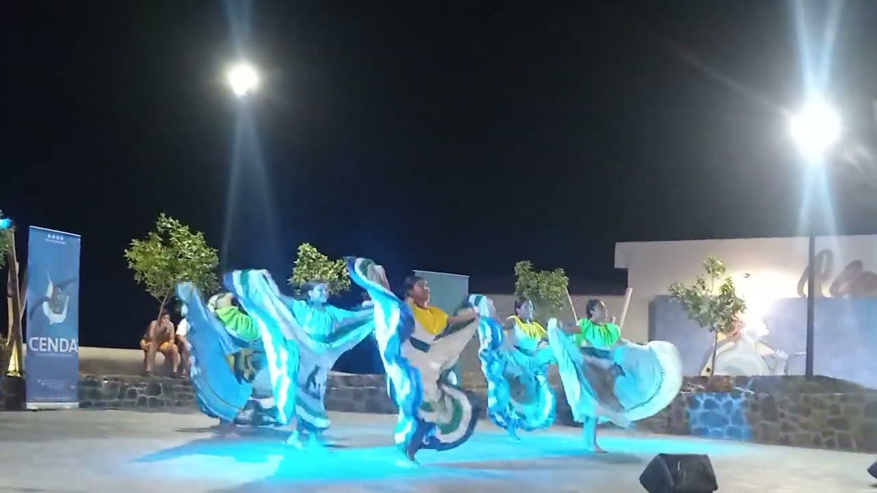 Baile típico de Galápagos