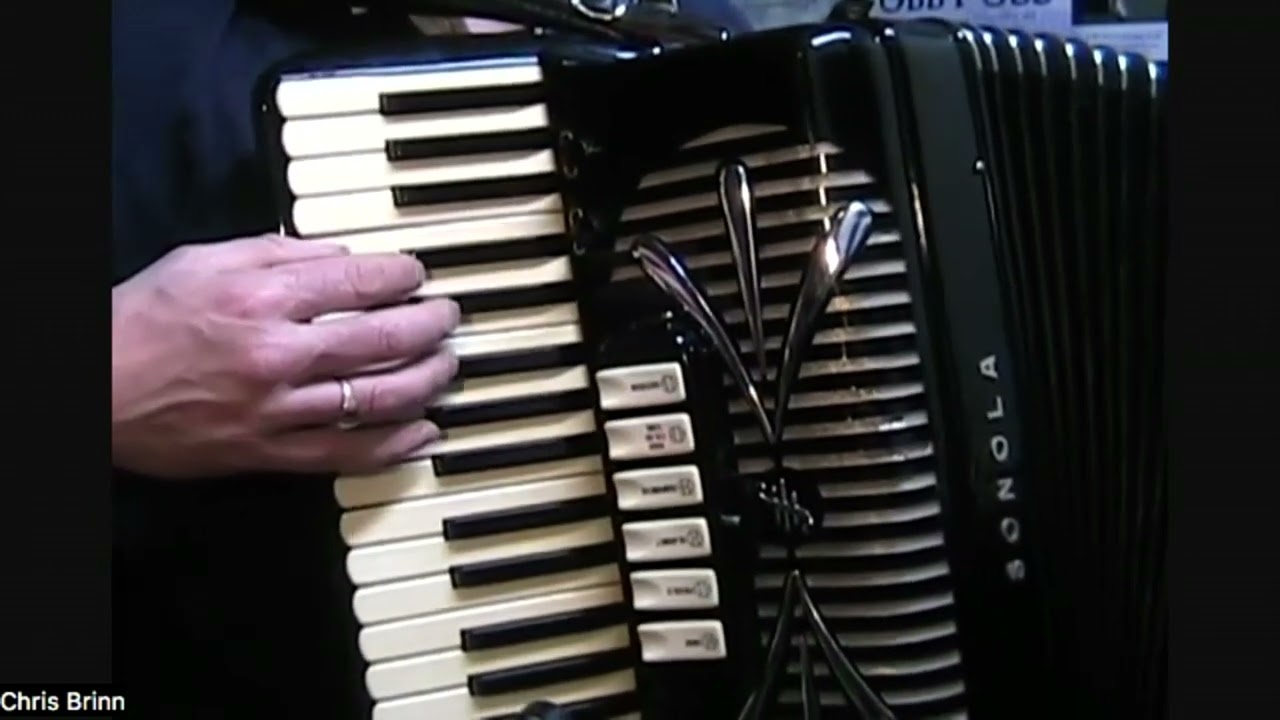 Fingering for piano accordion, scales of C and G major.