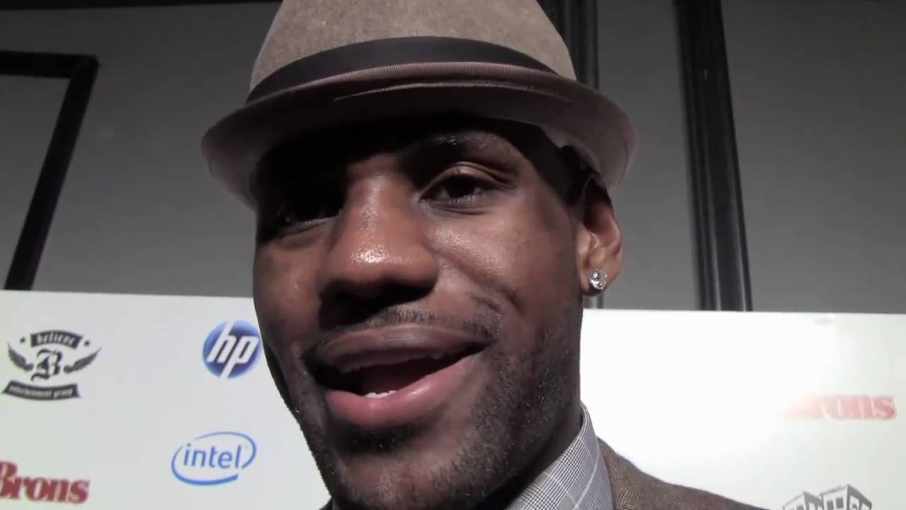 NBA's Lebron James & Rapper Drake Talk Boxing Pacquiao