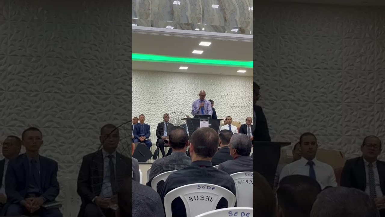 IRMÃO JOSIVALDO LOUVANDO AO SENHOR NA SEDE AD SATUBA/AL.