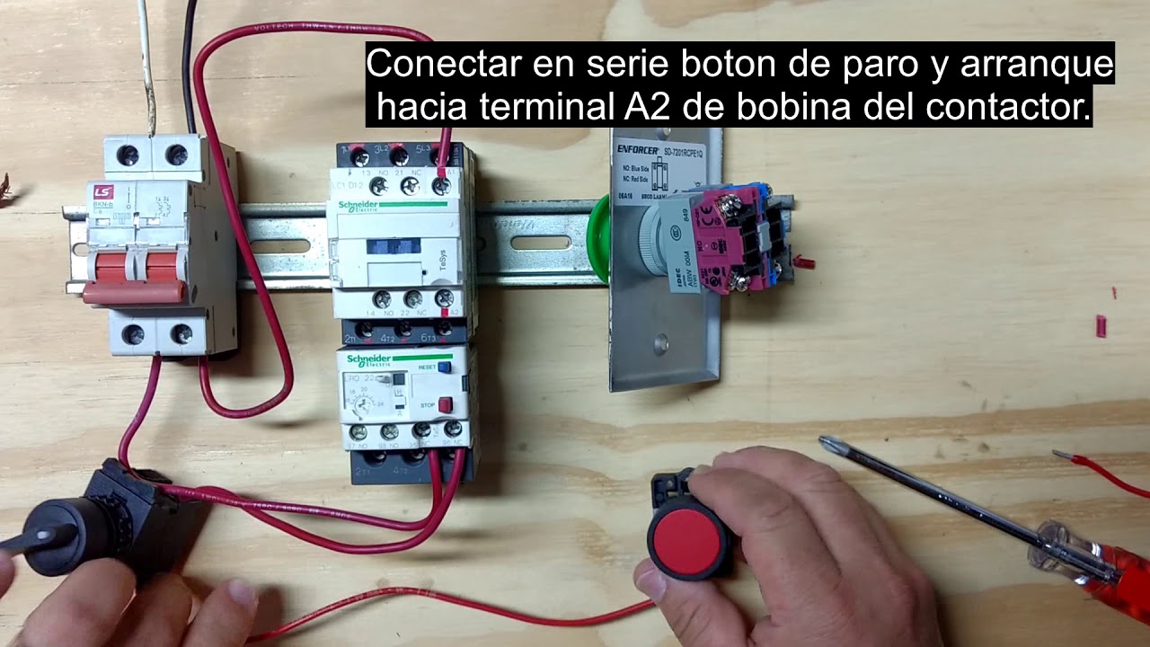 Como enclavar un contactor en modo manual y automático.