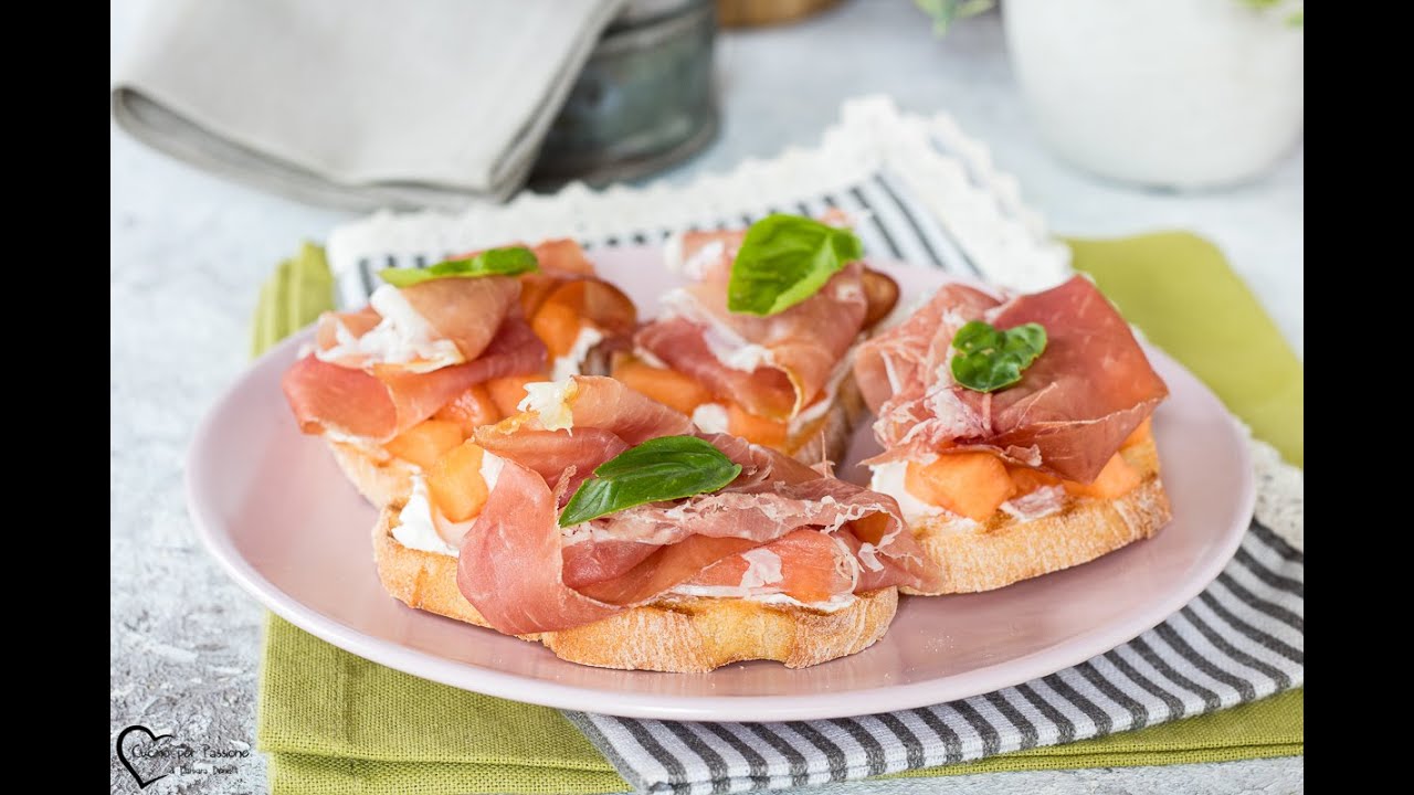 CROSTINI PROSCIUTTO E MELONE