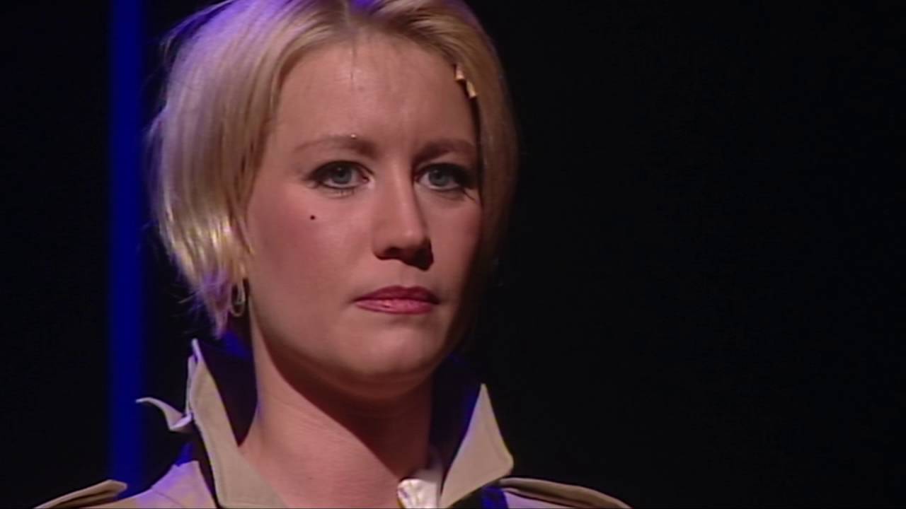 Denise Van Outen - Tell Me on a Sunday
