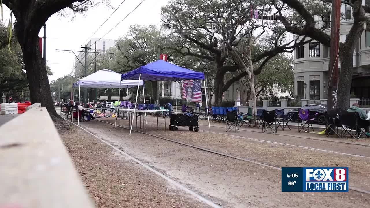 Crowds line uptown route ahead of tonight’s parades