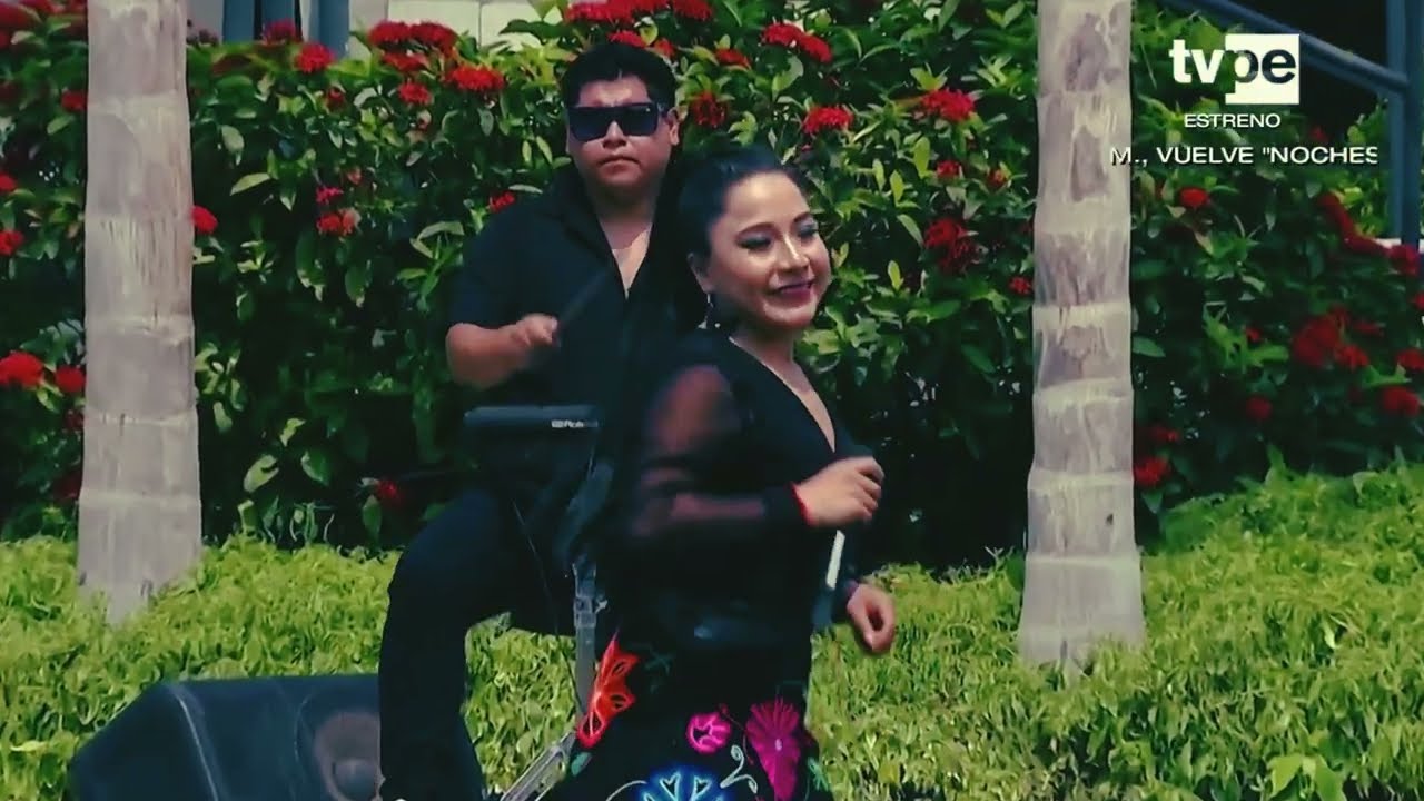VERONICA GUTIERREZ-MIX SIRENA ENCANTADORA/NO ME BUSQUES NO ME LLAMES(EN VIVO EN MISKI TAKI) I