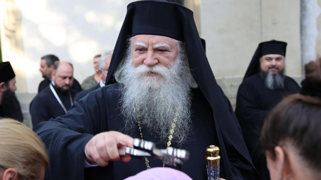 Întronizarea Înaltpreasfințitului Părinte Calinic, noul Arhiepiscop al Sucevei și Rădăuților