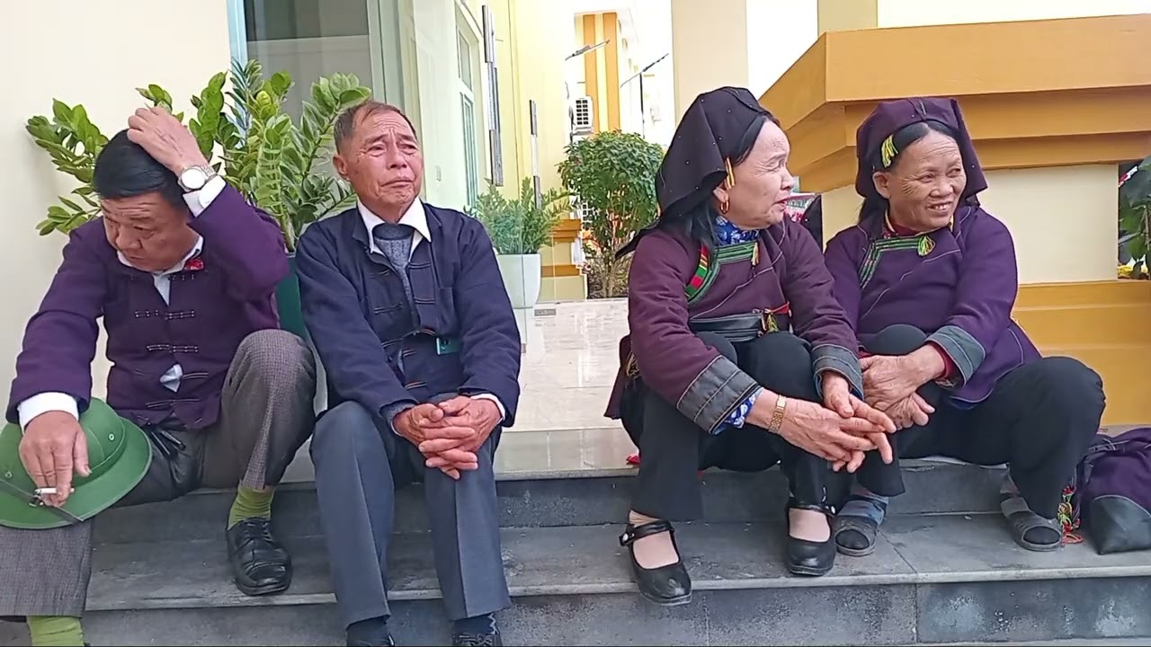 Giao lưu hát shi hội pác mòng mùng 5 tháng giêng 