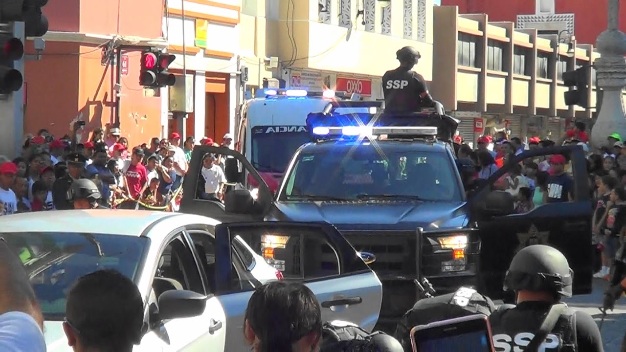 Participación de la SSP Yucatán en Desfile 20 de Noviembre de 2016