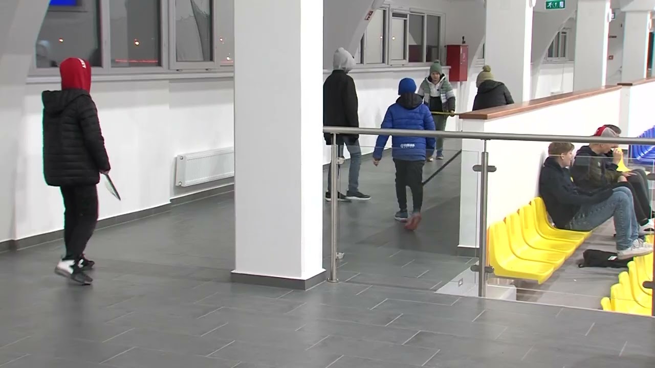 Az Ajkai &Oacute;ri&aacute;sok &Ouml;regfi&uacute;k m&eacute;rkőz&eacute;se - Ajka TV 2022.10.28.