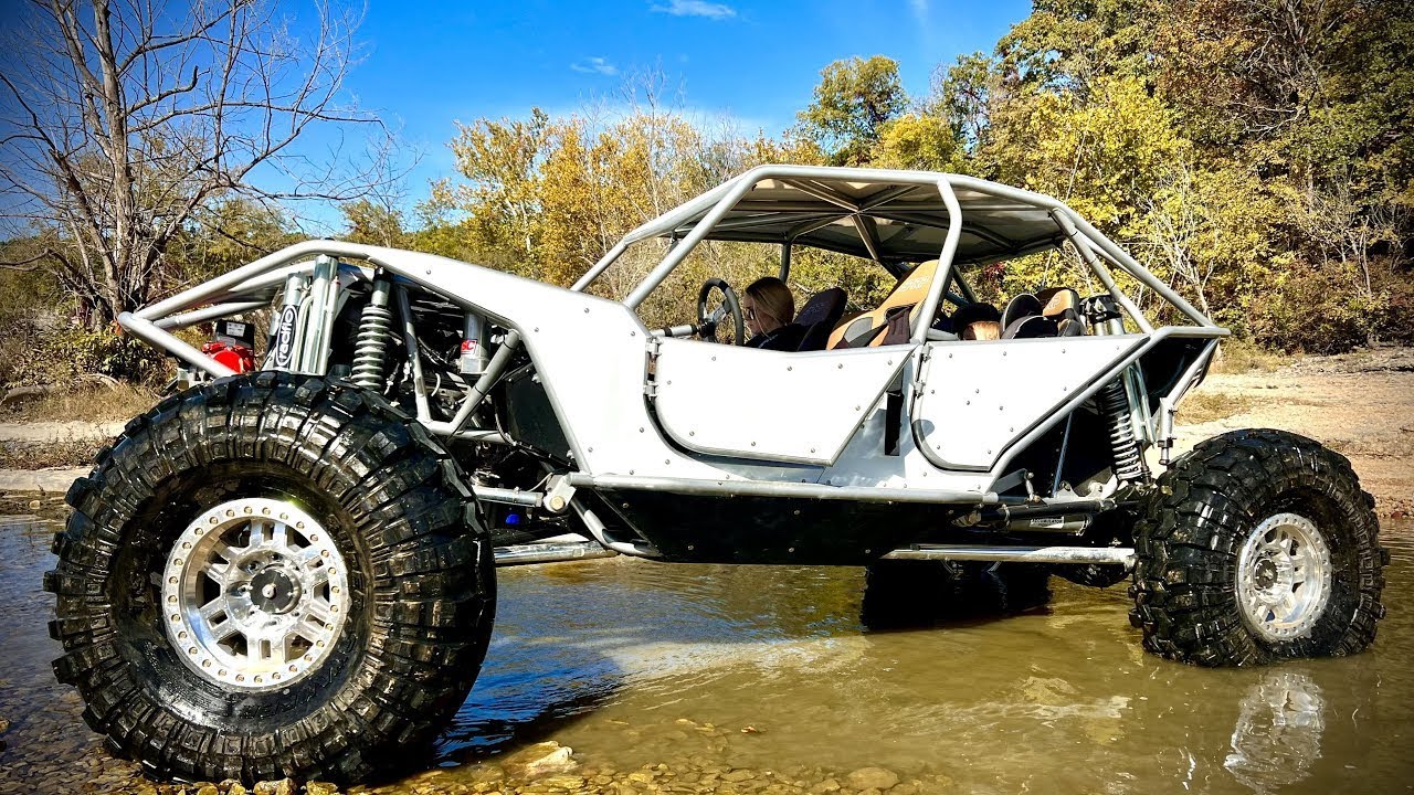 BUSTED KNUCKLE 4 SEAT ROCK BOUNCER CRAWLS DISNEY OKLAHOMA