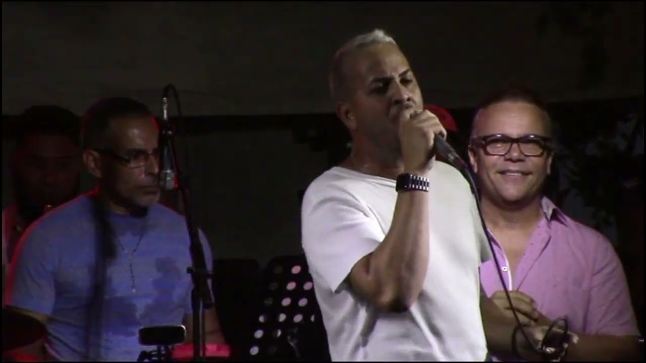 Norberto Vélez homenaje a Alex de Castro