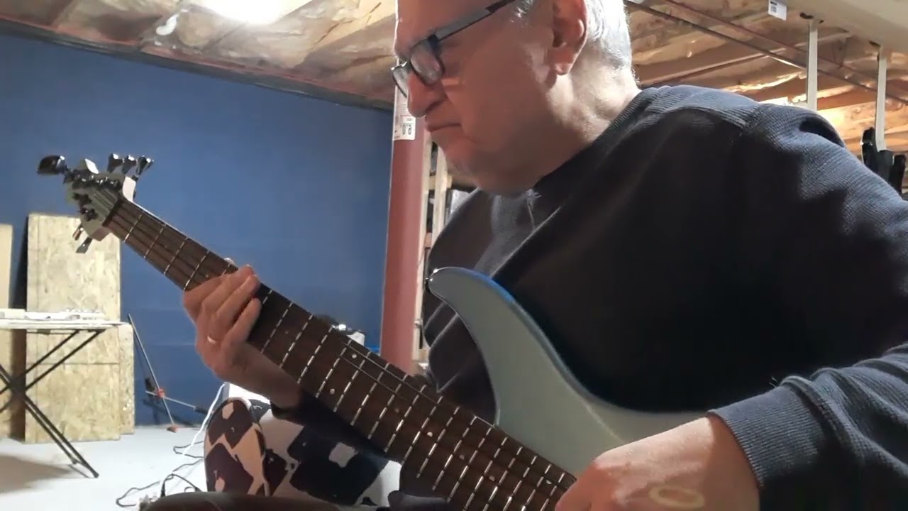 Children of the Sea - Black Sabbath ( Ronnie James Dio)