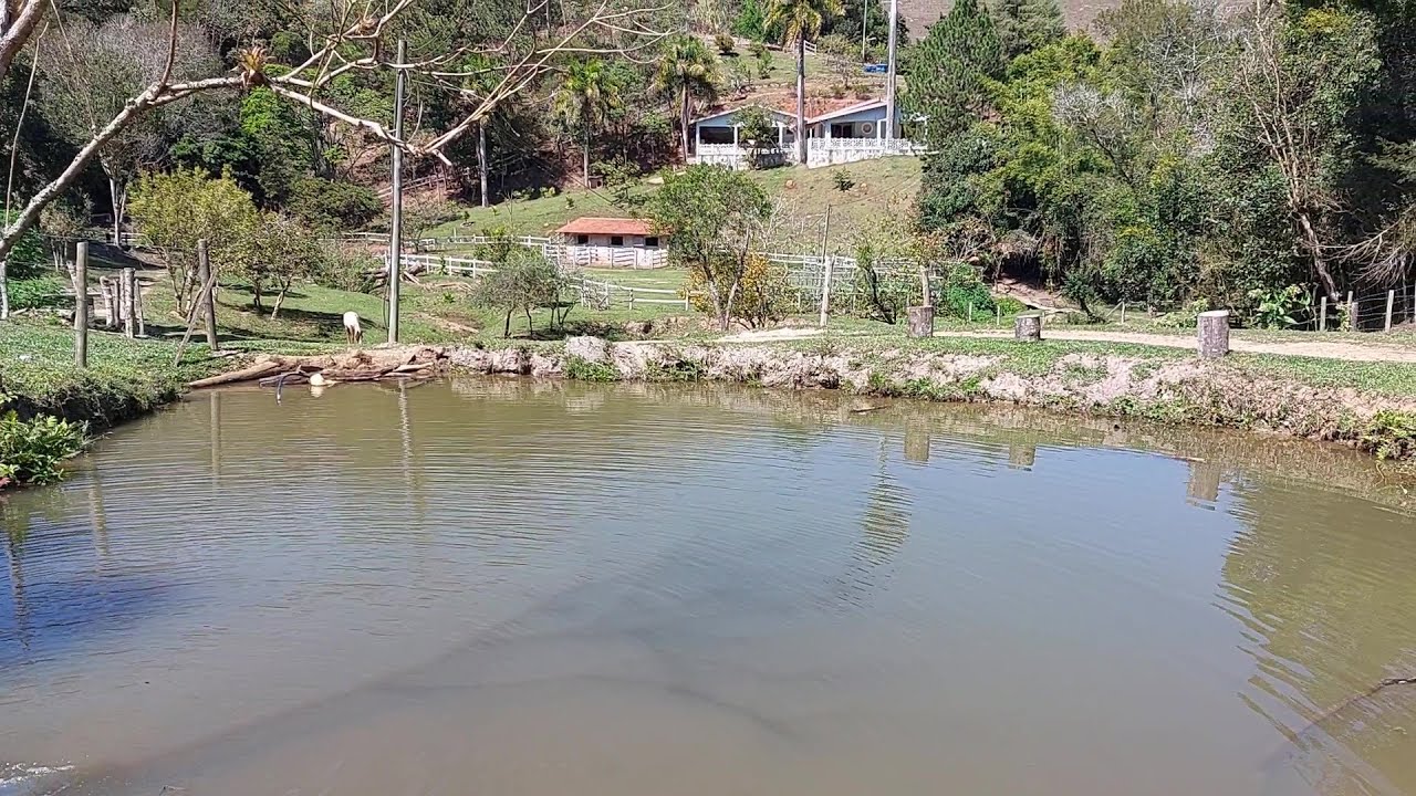 BELO SÍTIO A VENDA DE PORTEIRA FECHADA com cachoeira + rio + 2 lagos em São Luiz do Paraitinga/SP