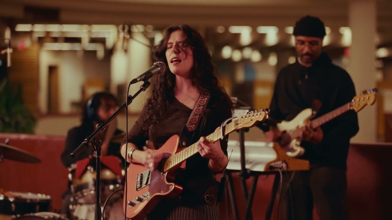 Rachel Bobbitt - Hands Hands Hands (Live at the Toronto Reference Library)