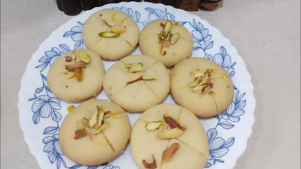 Nankhatai  idli patra madhe banu ya