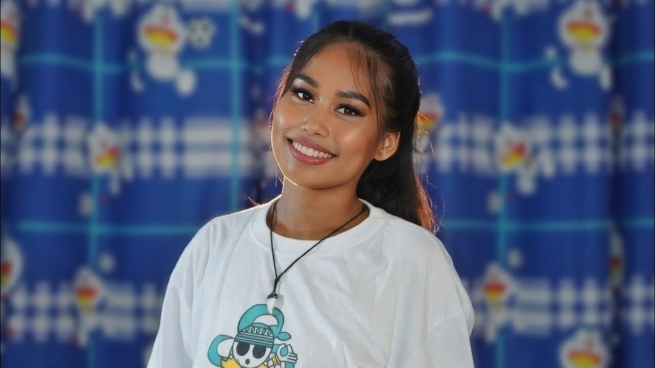 Filipina Girl Happy Living in The Philippines? 🇵🇭
