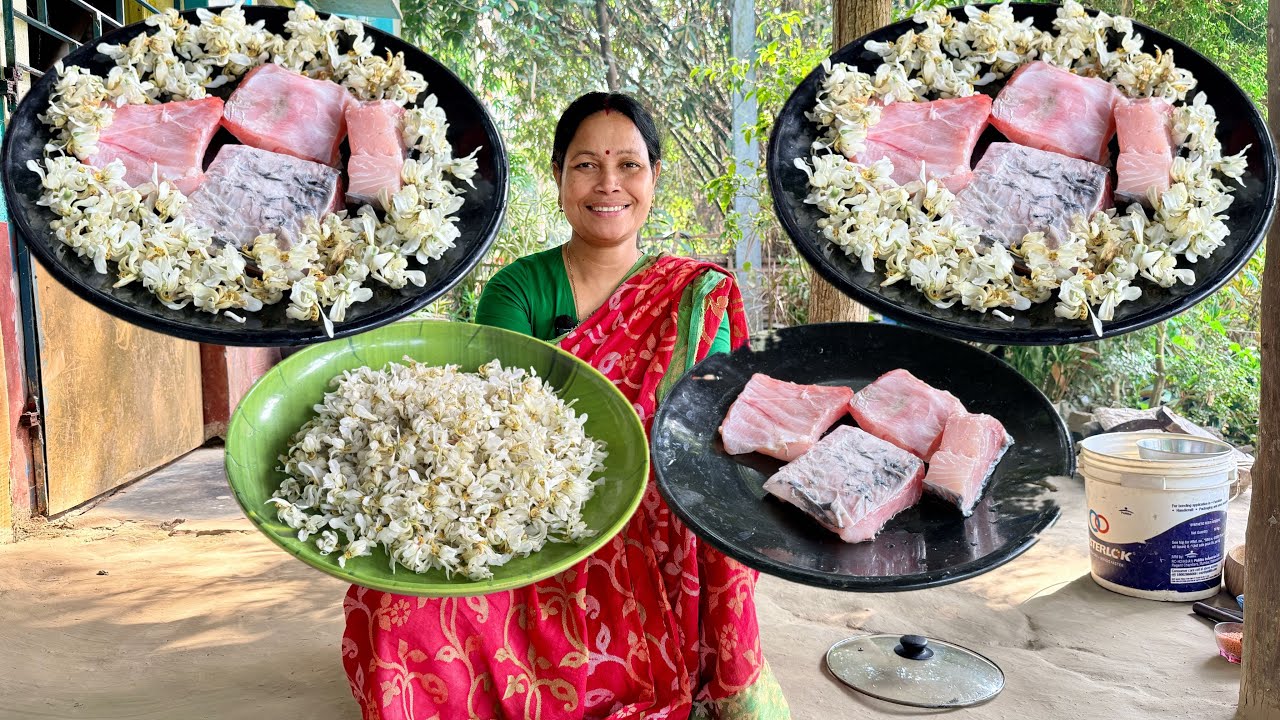 মা এর হাতের কাতলা মাছ দিয়ে সজনে ফুলের ঘন্ট রান্না টা দারুন স্বাদের খেতে হলো | Village Style Cooking