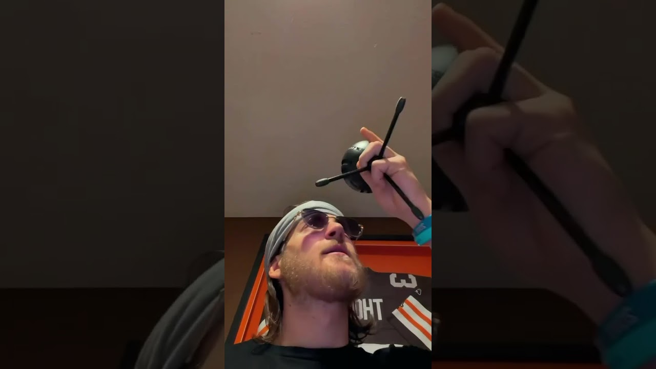 When your a trending music artist rehearsing a fire song! 😱🔥 