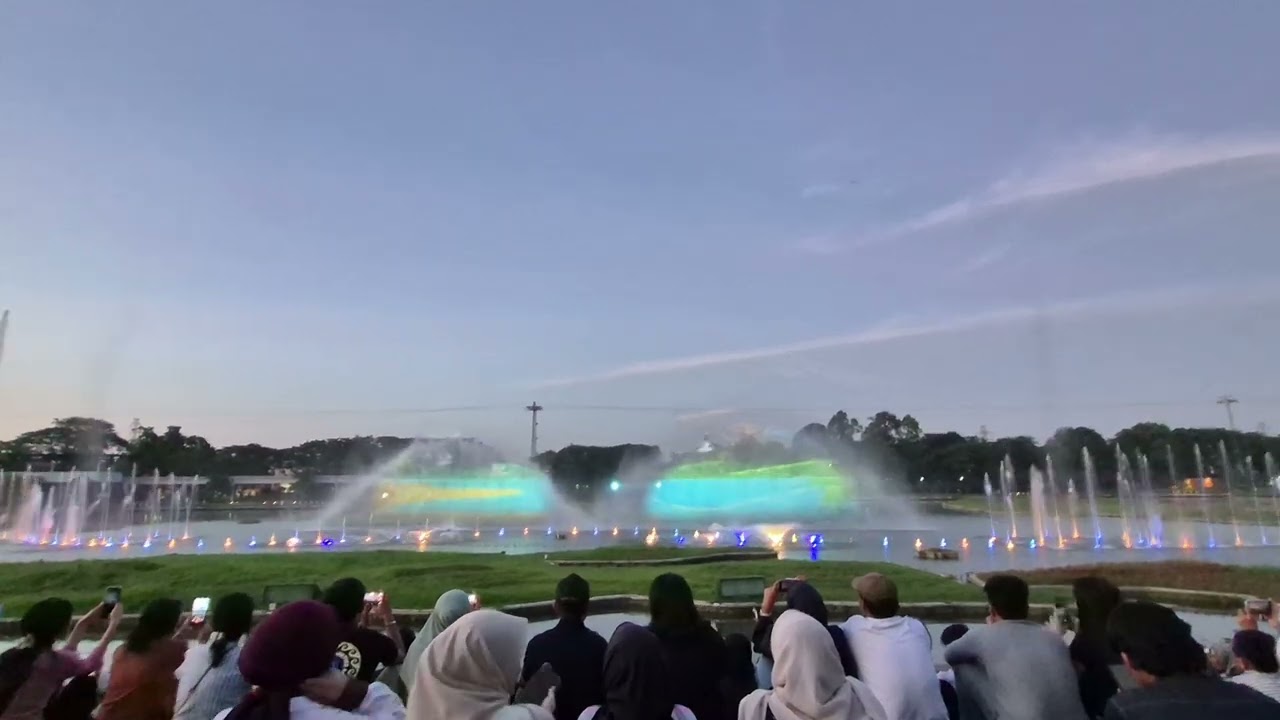 Air mancur taman mini indonesia #youtubeshorts #youtube #fypシ #tamanminiindonesia 