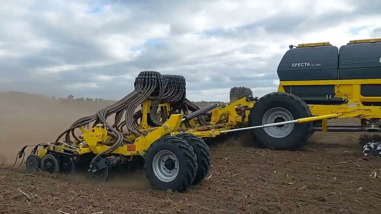 Uprawa i Siew w OHZ Osięciny .Case Quadtrac 620 & Köckerling Fendt 939 & Horsch MF 8740S & Bednar.