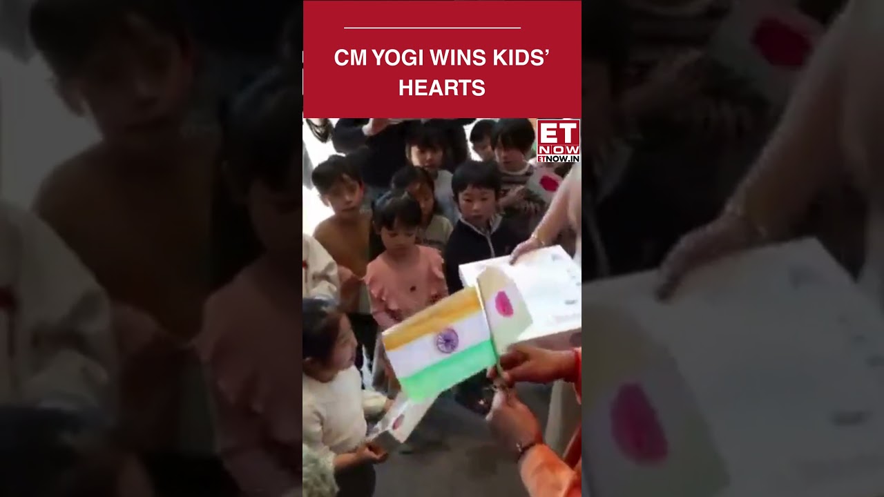 VIRAL VIDEO: CM Yogi&rsquo;s Special Gift to Japanese School Kids Wins Hearts | Breaking News | ET Now