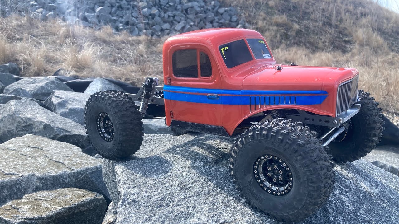 Rock Pirates Rc comp wagon gets gnarly on big rocks
