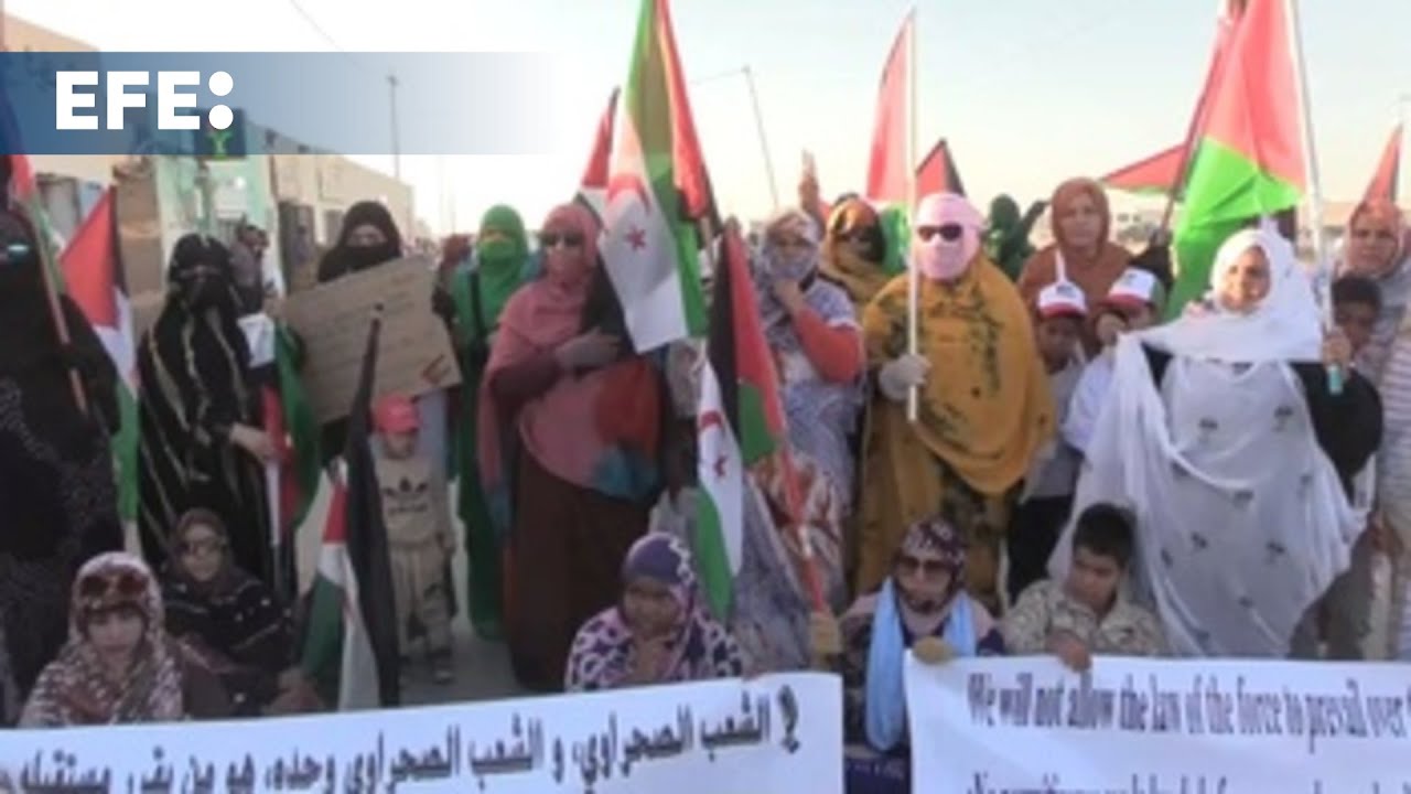Refugiados saharauis protestan contra el plan de EE.UU. para el Sáhara por segundo día