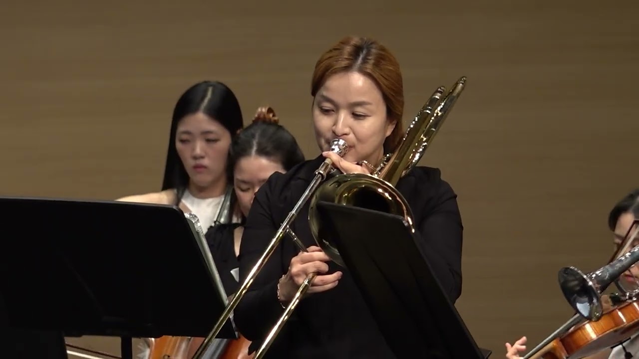 Second suite in F for Millitary Band OP 28