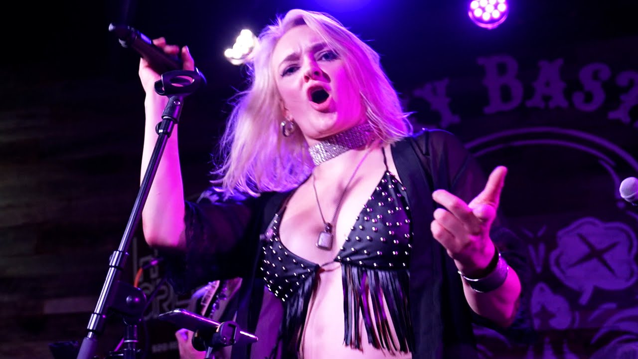 She Gives Me $20 to Sing Alanis Morisette in Nashville | 'You Oughta Know' cover by GINN