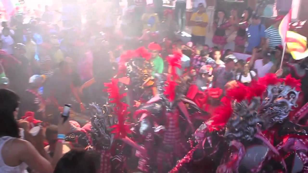 Broncos carnaval vegano 2do domingo 2011 HD