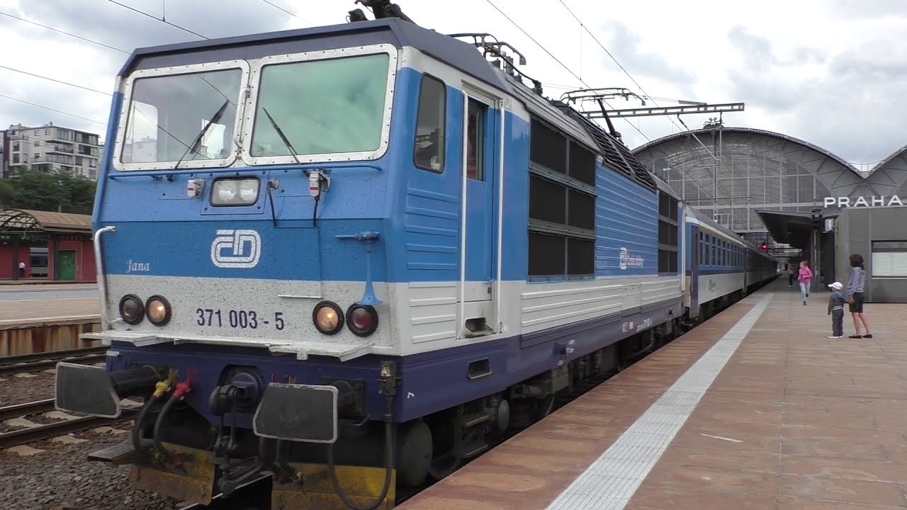 Praha hlavní nádraží 9.7 2019 part 1