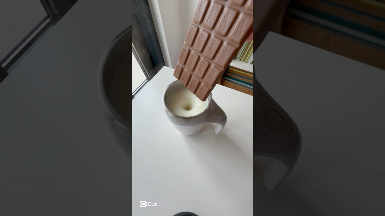 Day 104: Milka Bar + Milk in the Yasence Cup! 🍫🥛