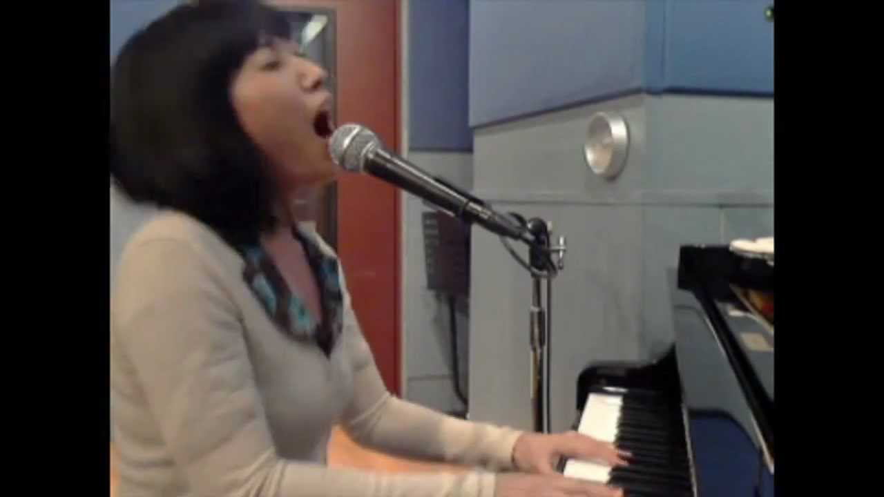 樋口舞 - 超特急亜細亜号 (live on musica da Leda, 2012.11.09)
