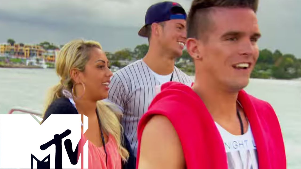 Dolphin Watching - Geordie Shore, Season 6 | MTV
