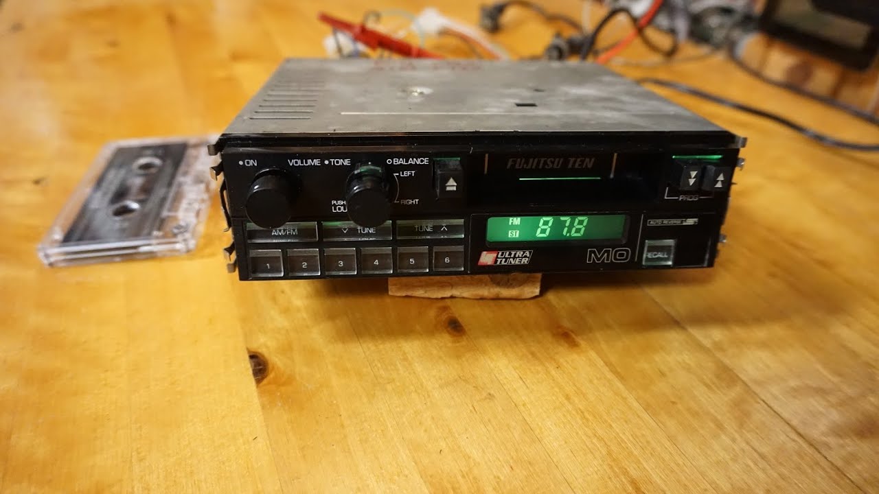 Fujitsu Ten MO old rare car stereo radio and cassette player