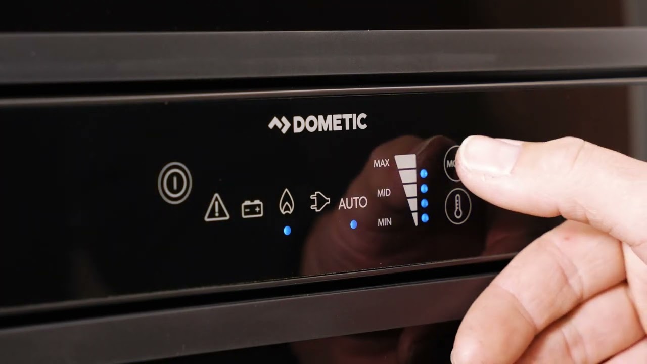 Deluxe How to videos Dometic 10 Series Fridge