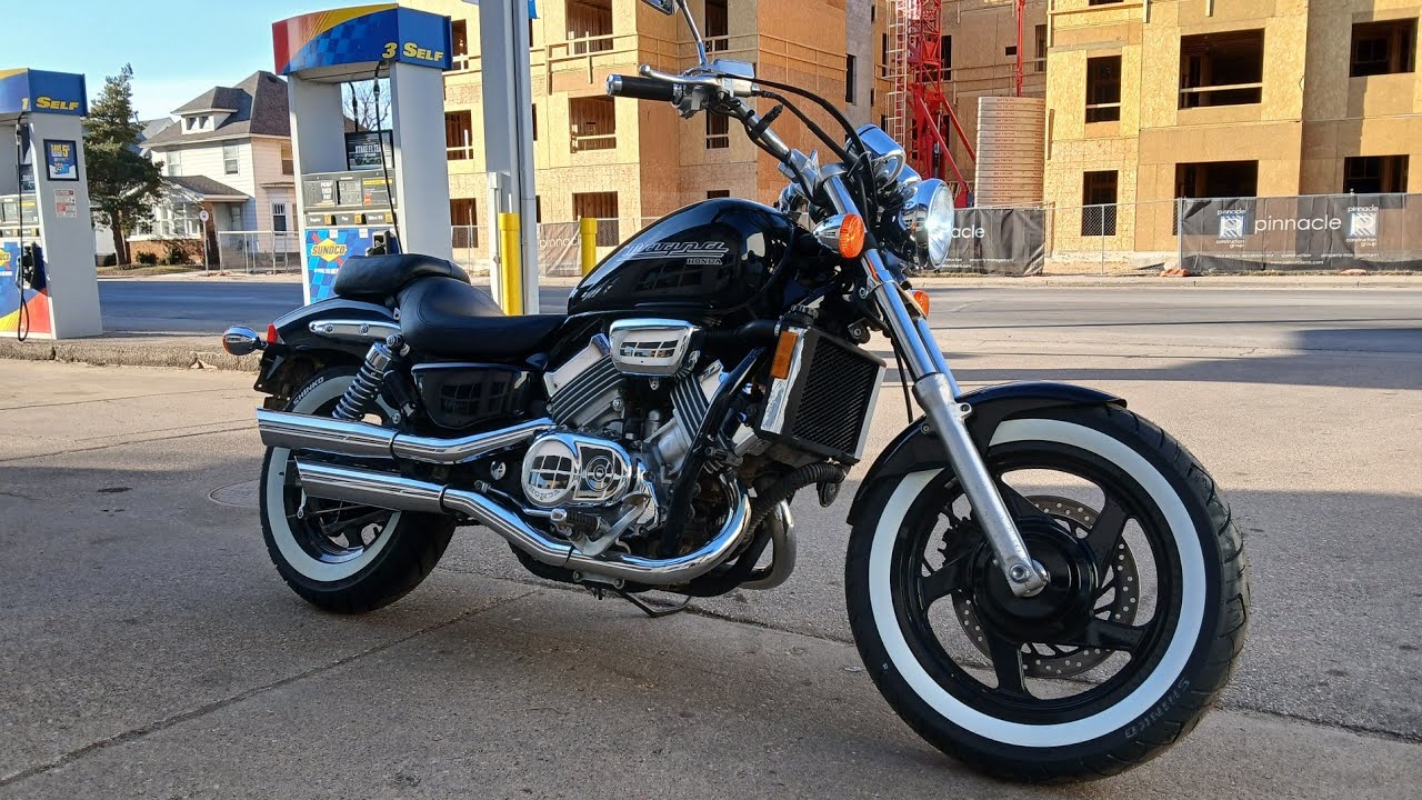 1994-2004 Honda Magna VF750 Review 