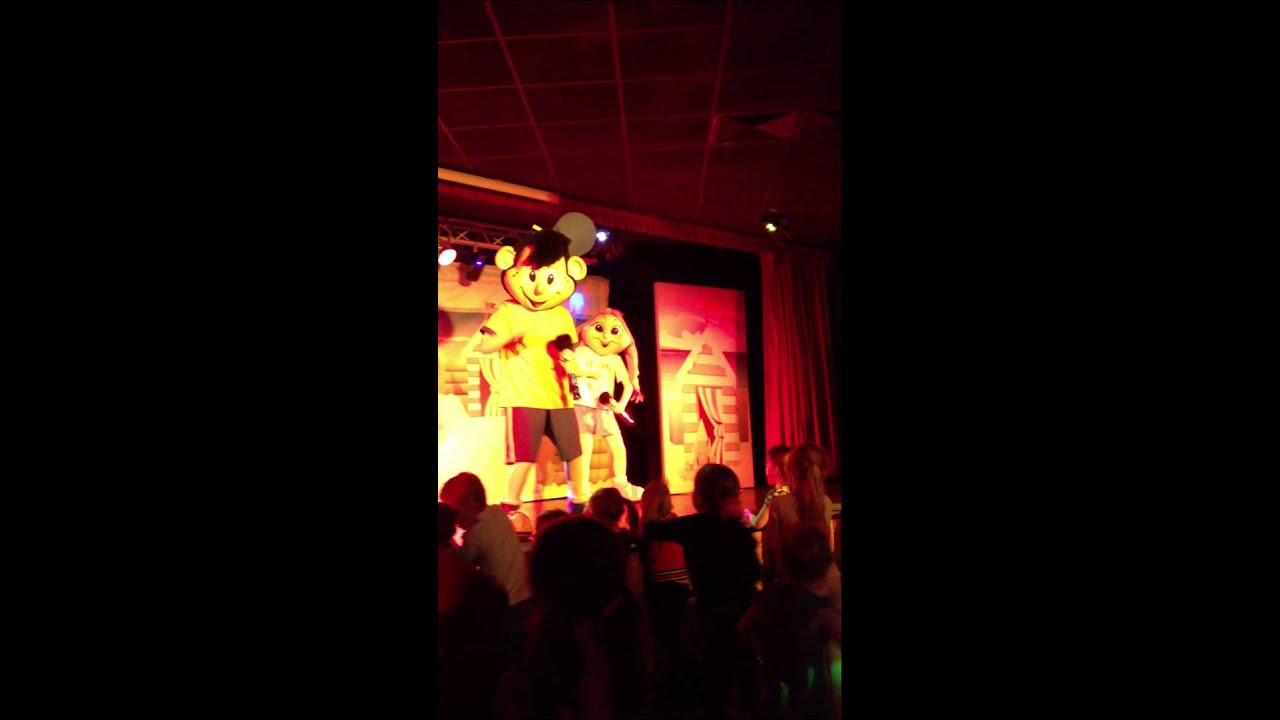Haven zoo troop new show 2013 DJ NED  PSY Gangnam Style Combe Haven Bradley Bear!