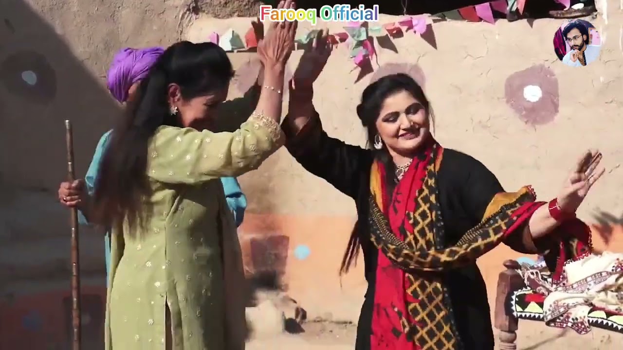 Shabana Naz Beautiful Modeling Dance Sindhi Dhol Sharnayoon