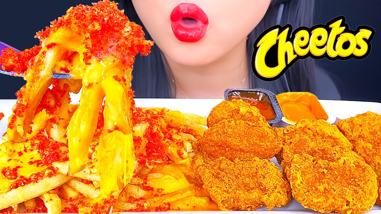 ASMR HOT CHEETOS CHEESY FRIES & MCDONALDS SPICY FRIED CHICKEN *Eating Sounds (Mukbang) ASMR Phan