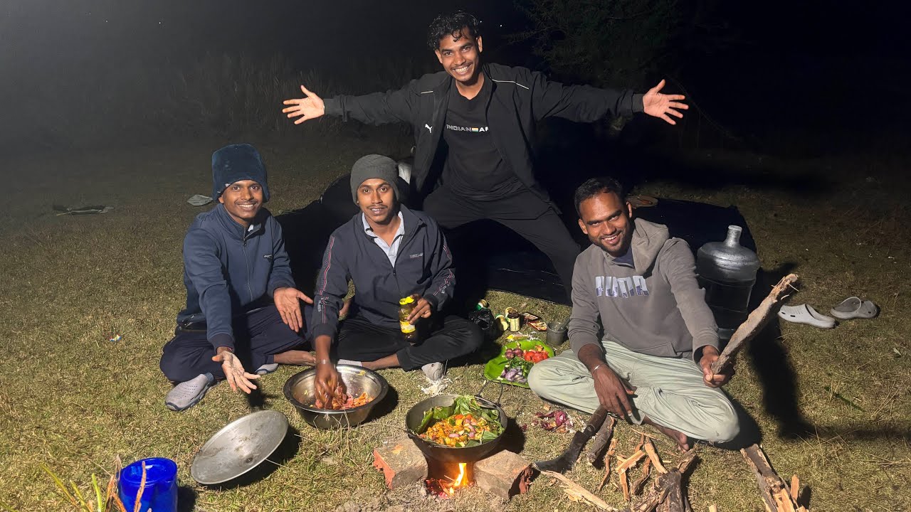 পুরনো ভিটে বাড়িতে night camping !কার ভিটে বাড়ি ??