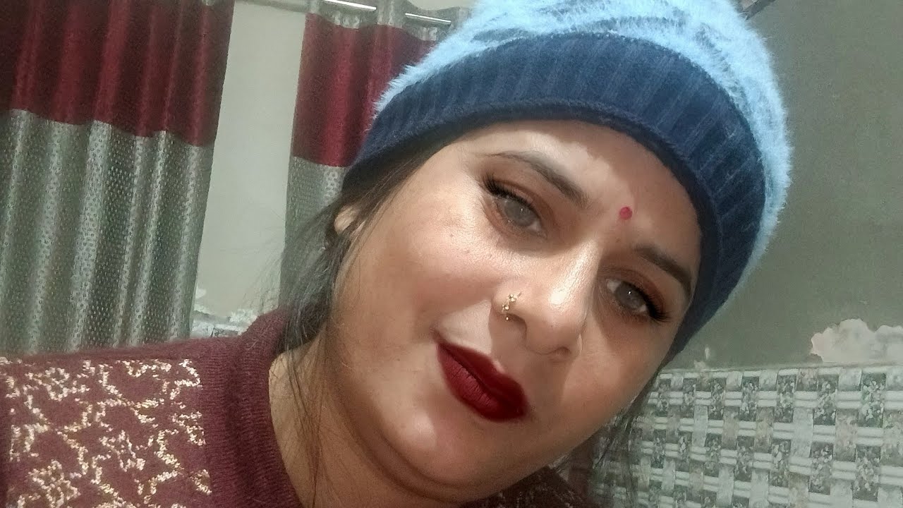 Madhuri Vlogs  is live! aalu ke paraathe ki recipe 👍🥰