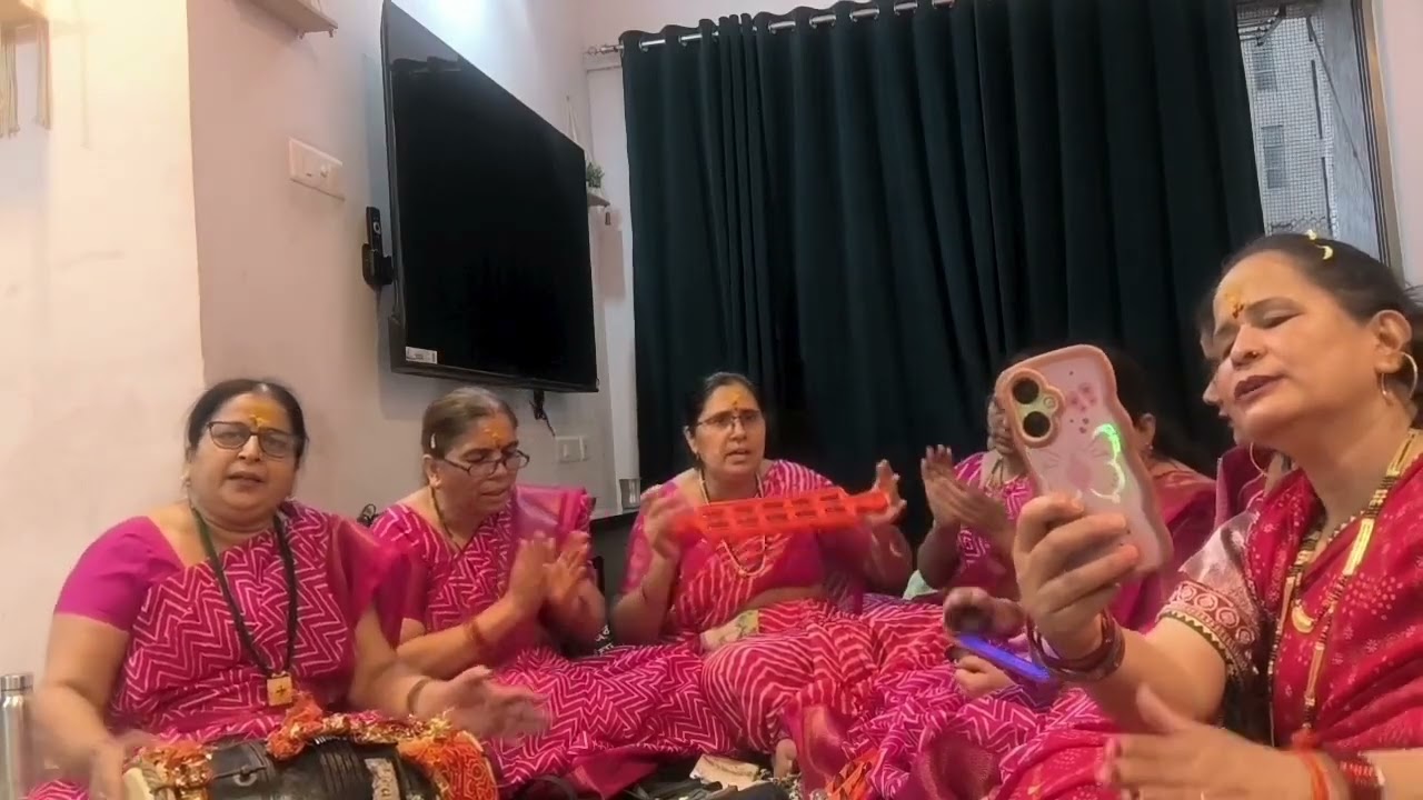 नवरात्रि भजन मेरु कुटुंब परिवार राखी राजी खुशी मां ❤️  यकीन मानिए आप भी गुन गुनायेंगे 🙏❤️ #गढ़वाली  