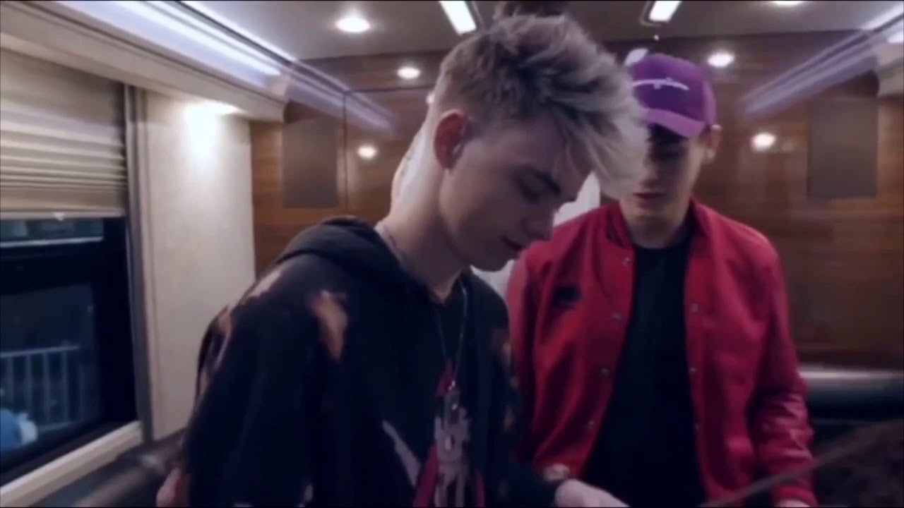 Why don&rsquo;t we cute/funny moments