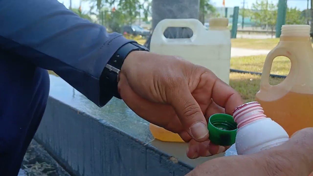 FAZENDO A MISTURA CORRETA GASOLINA COM ÓLEO 2 TEMPO 