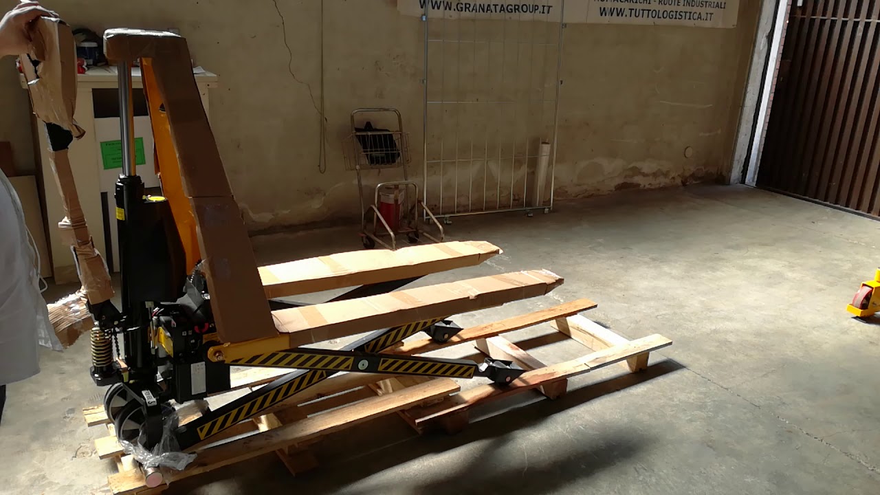 Transpallet semi elettrico pantografo