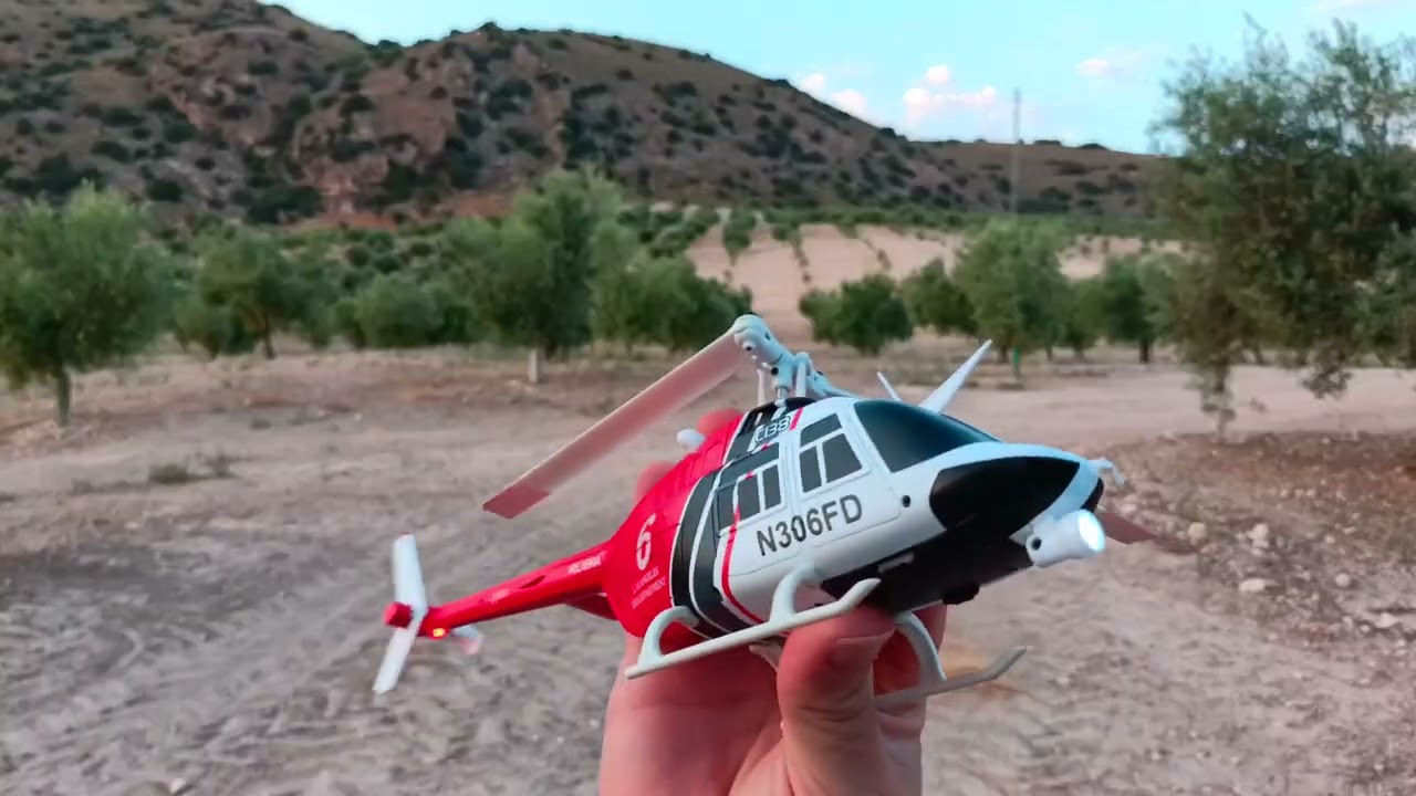 Prueba de vuelo y choque con el helicóptero RC ERA C138