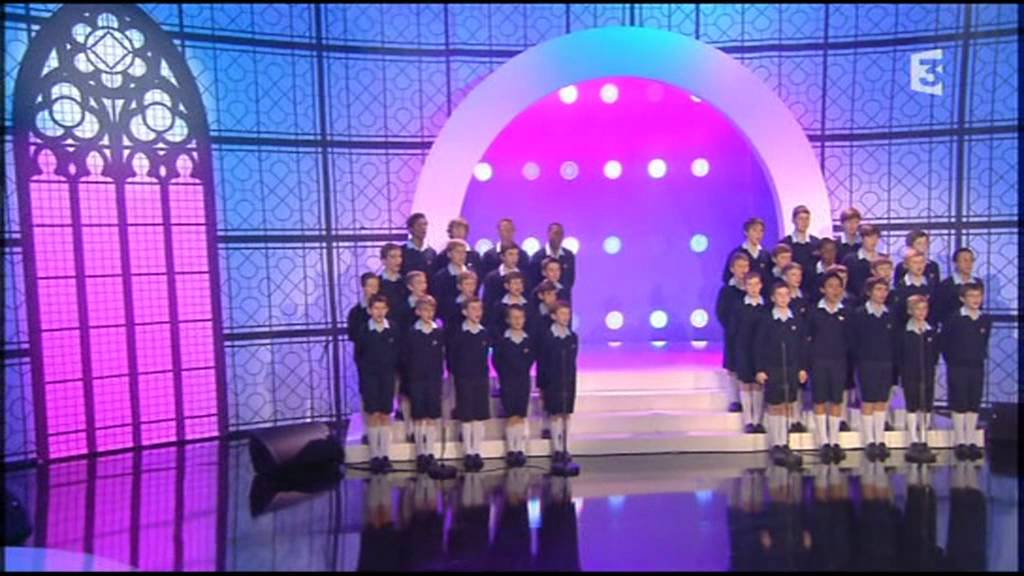 La faute à voltaire PETITS CHANTEURS CROIX BOIS