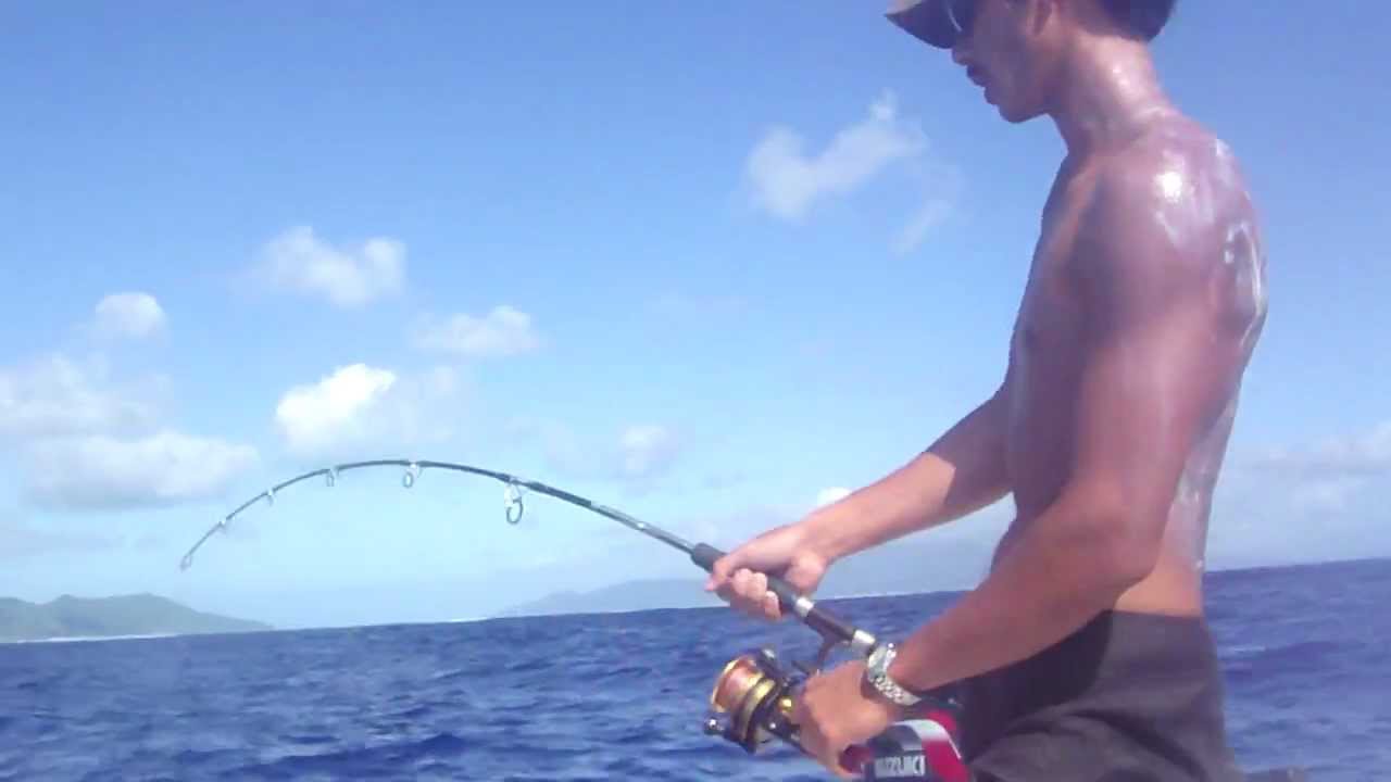 Raiatea jigging (dogtooth tuna)