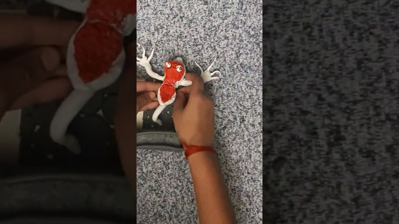 Bridge worm in clay#shorts